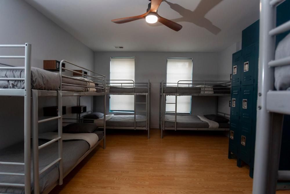 Hostel Parthenon *