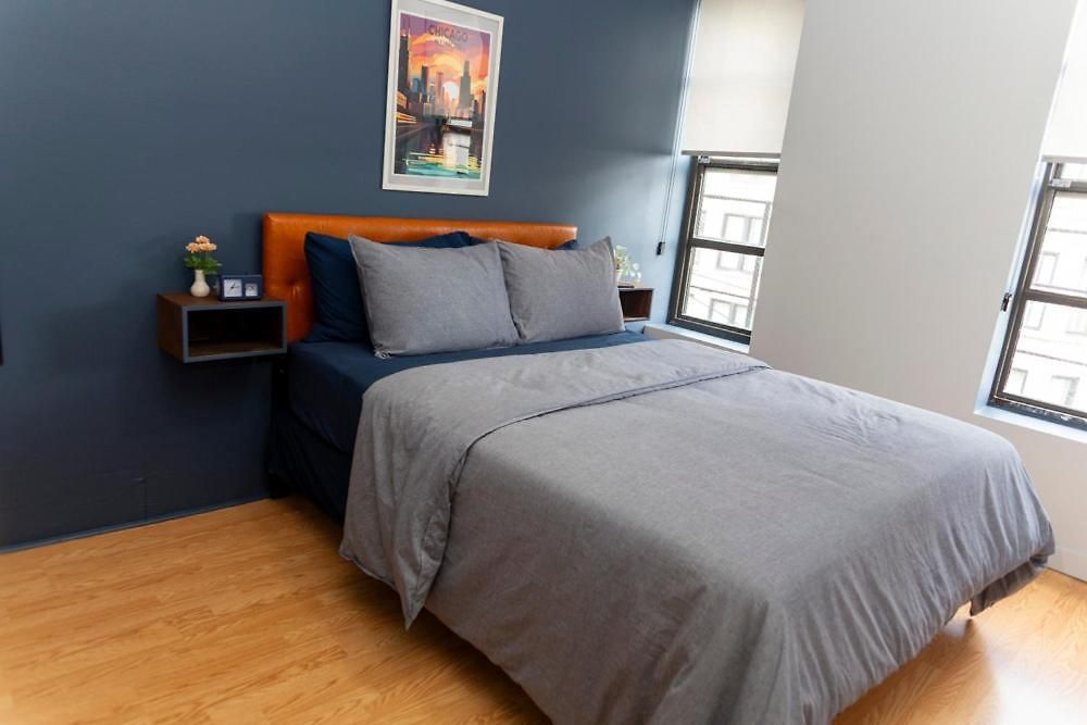 Parthenon Hostel *