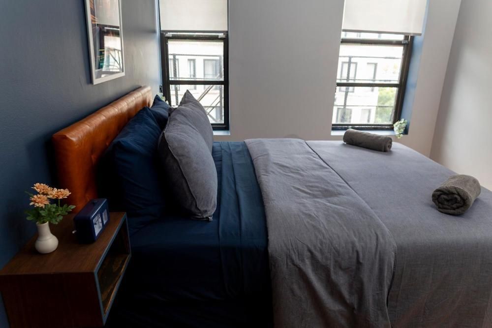 Hostel Parthenon Chicago