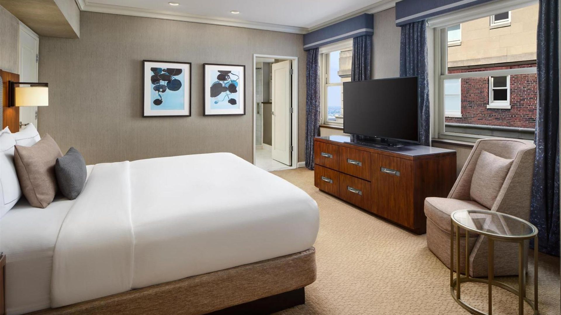 Hilton 3* Chicago