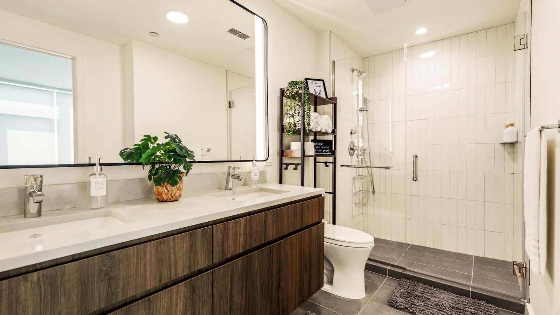 Luxurious 3bd Penthouse L Private Patio L Gym L Stunning Rooftop * Chicago