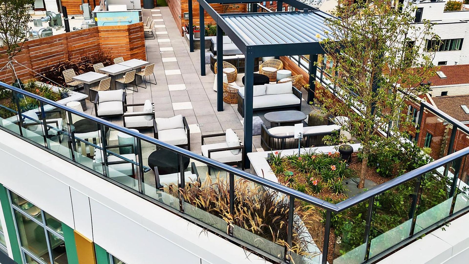 Luxurious 3bd Penthouse L Private Patio L Gym L Stunning Rooftop Apartment Chicago