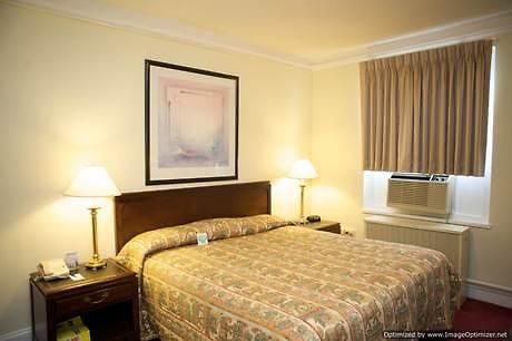 Travelodge By Wyndham Downtown