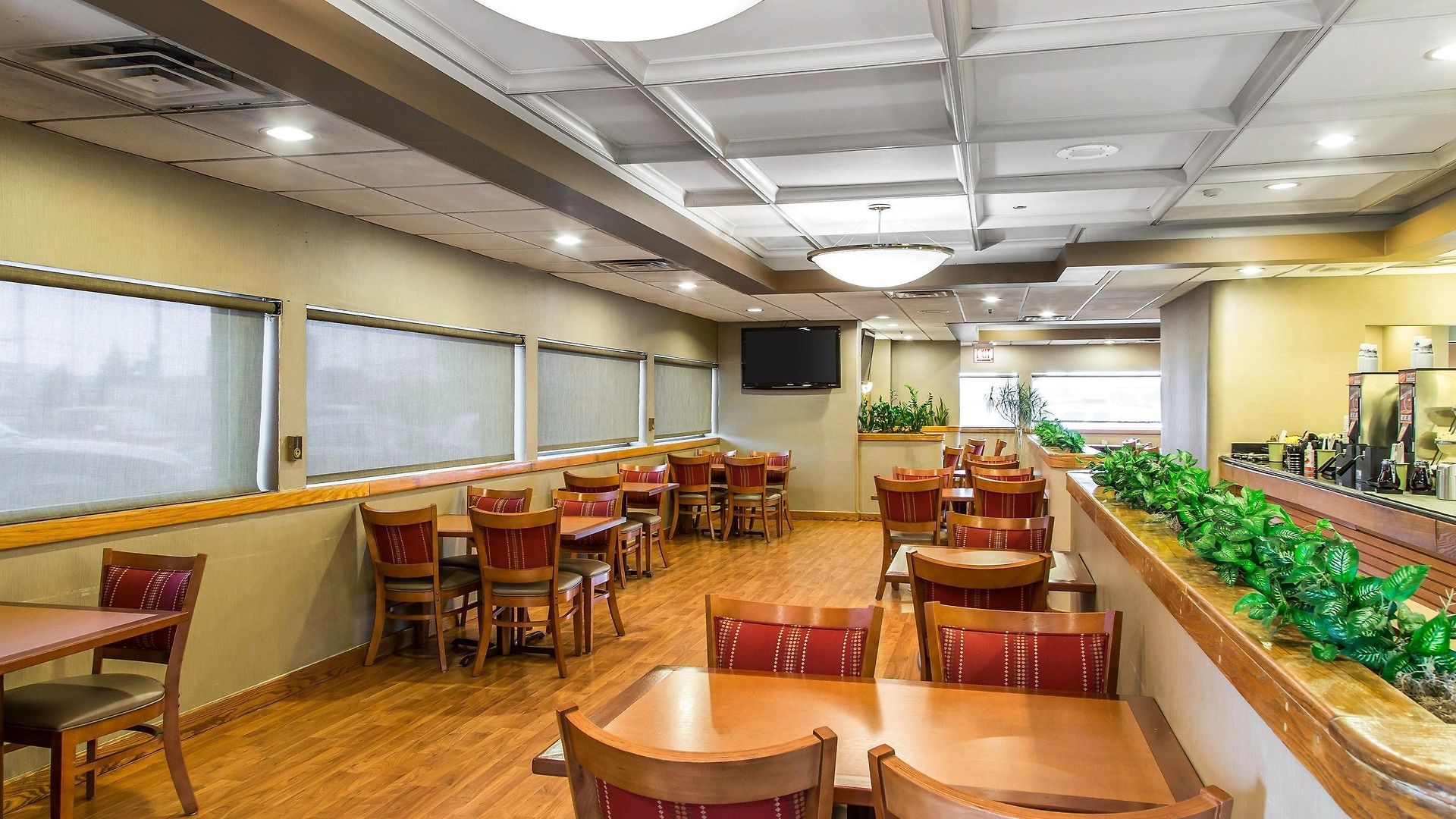 Hotel Midway Airport S By Ihg 3*