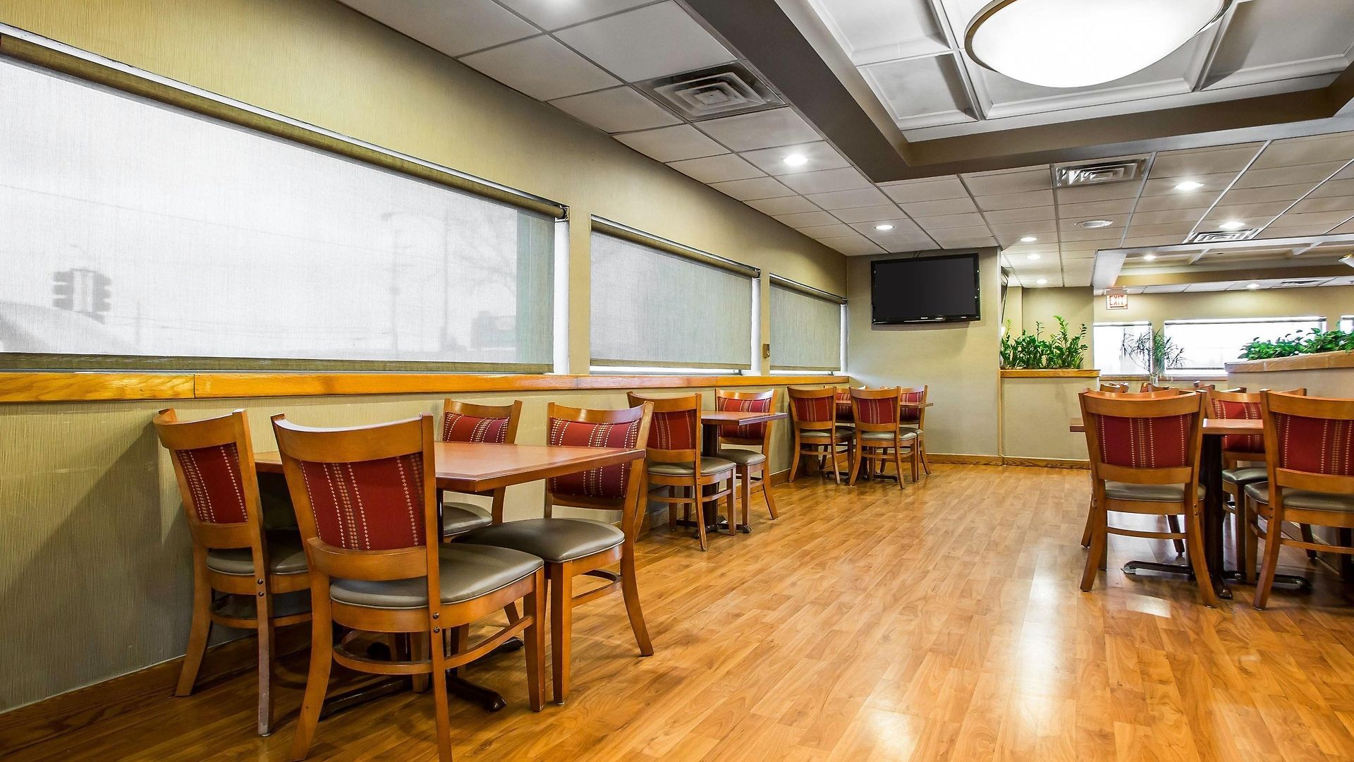 Midway Airport S By Ihg Chicago