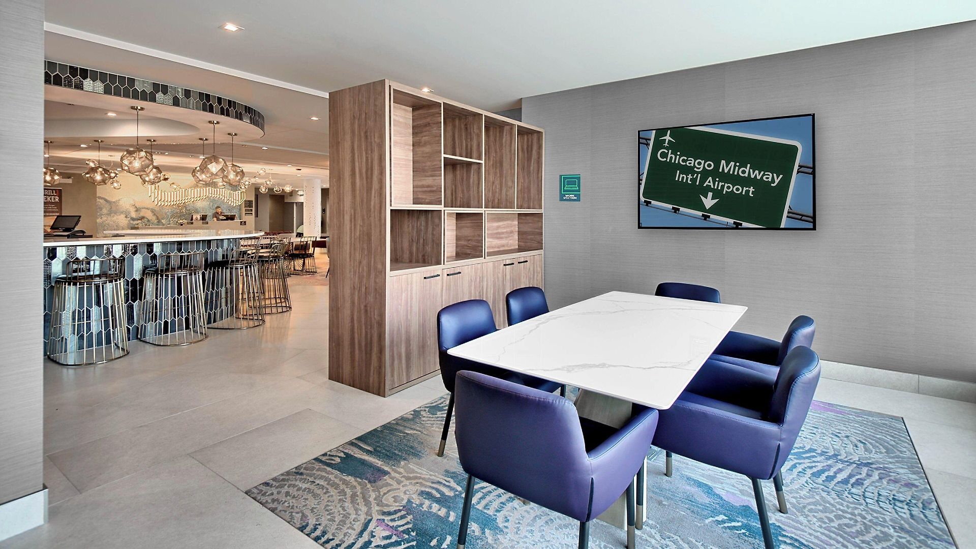 Hotel Midway Airport S By Ihg 3*