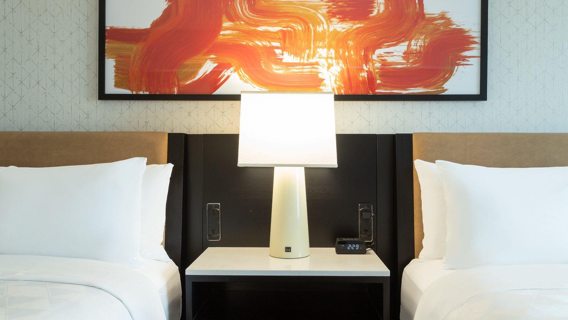 Mart Plaza River North, An Ihg Hotel 4*
