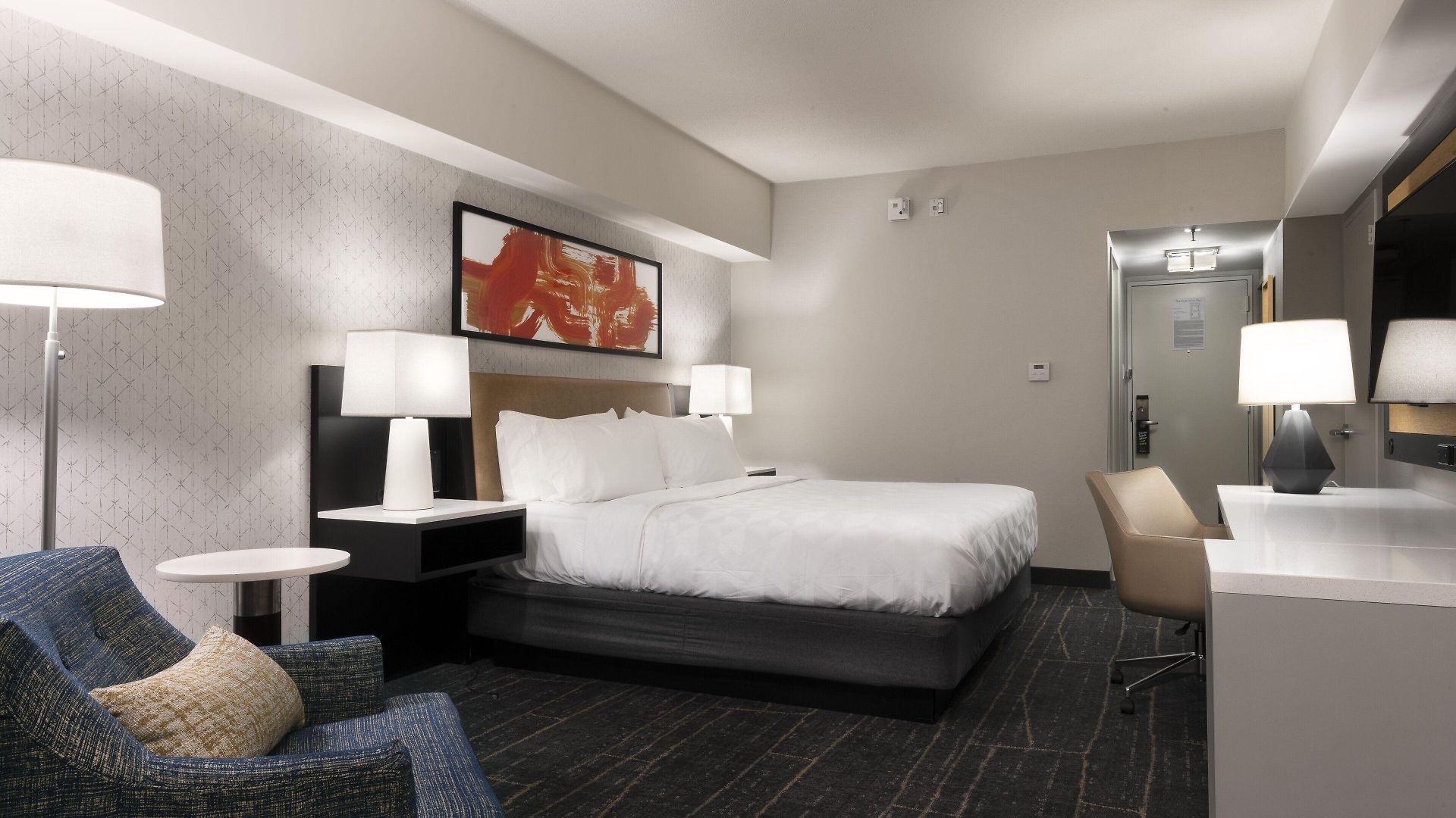 Hotel Mart Plaza River North, An Ihg 4*