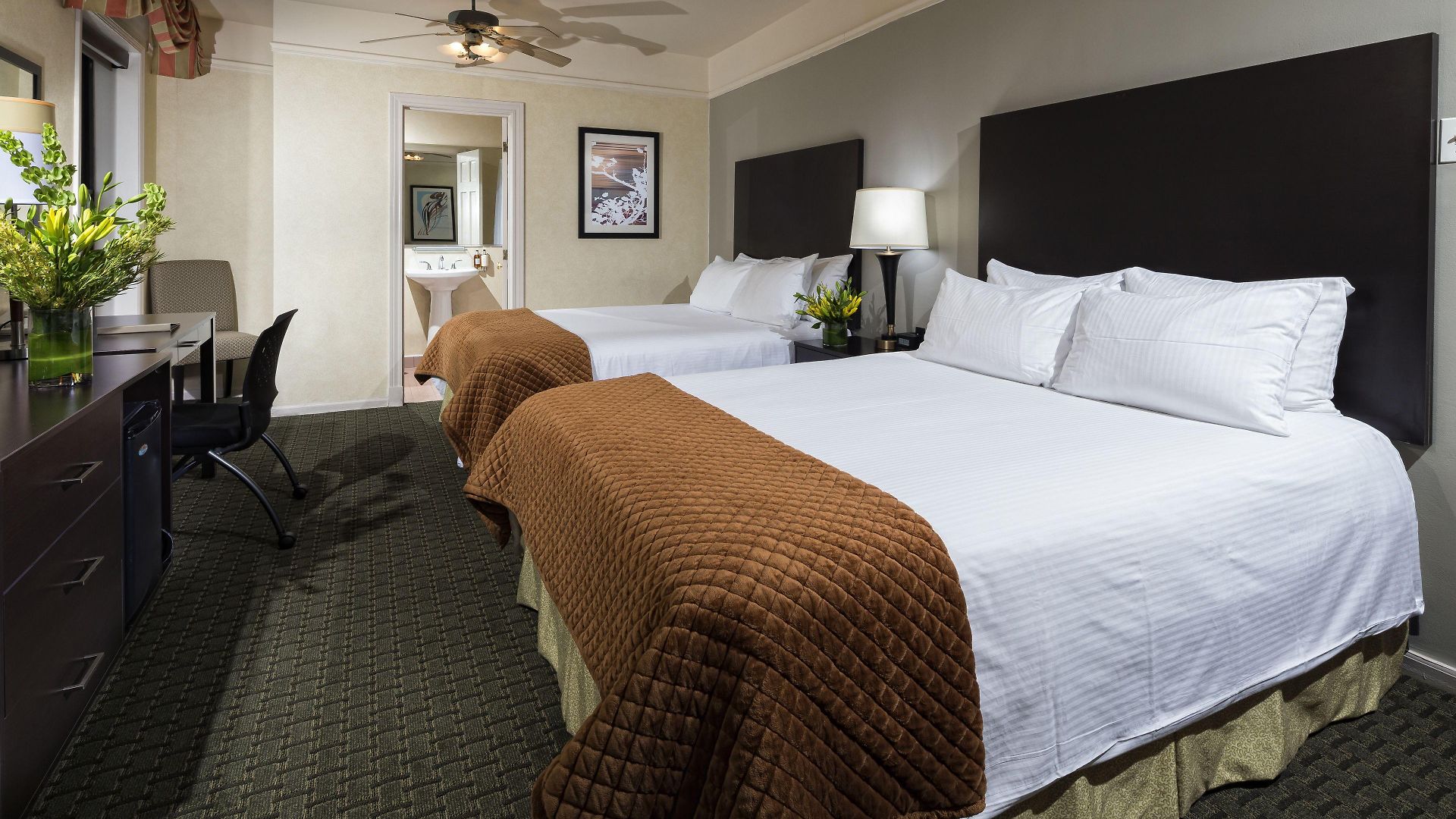 Hotel The Willows