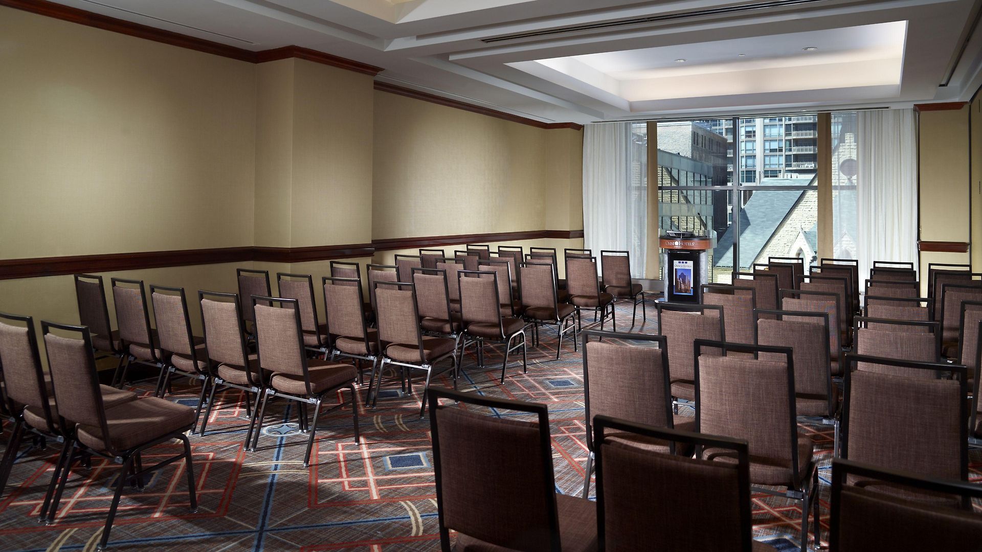 Omni 4* Chicago