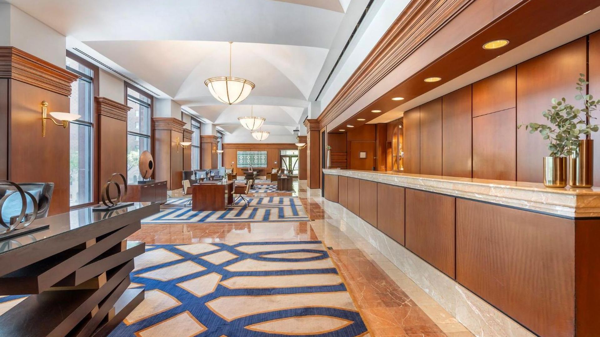Hotel Omni