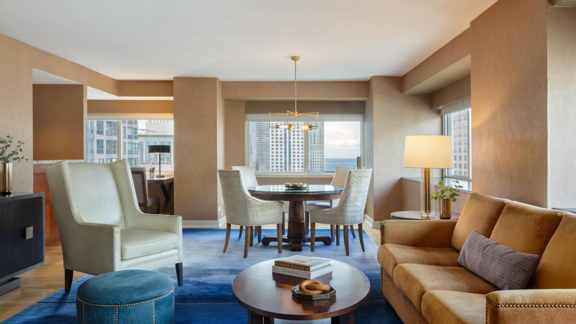 Hotel Omni