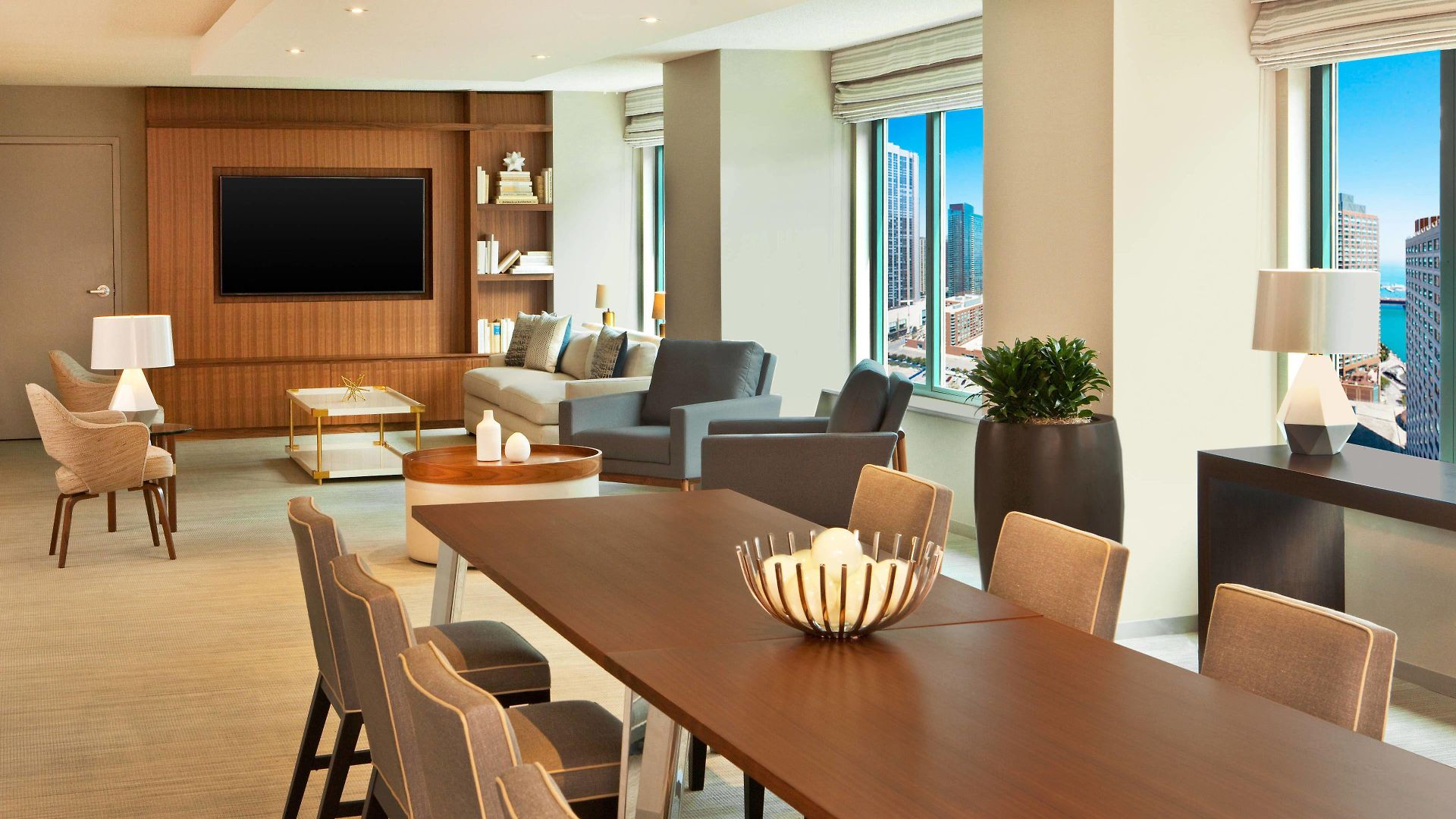 Hotel Sheraton Grand Riverwalk 4*