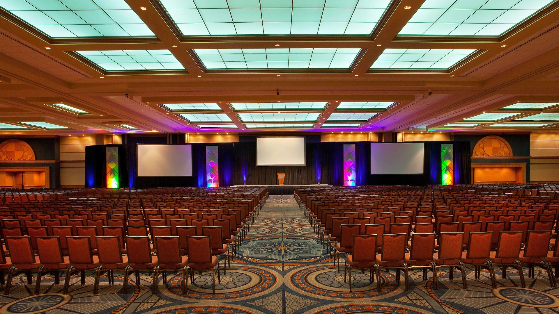 Hotel Sheraton Grand Riverwalk 4*
