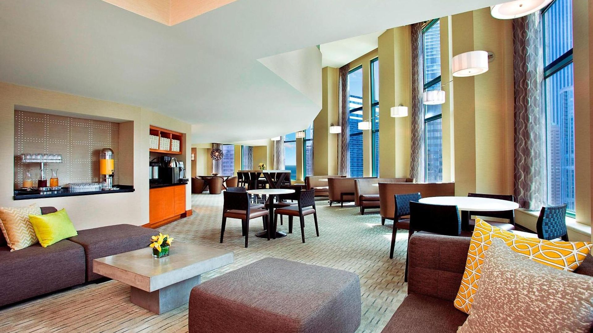 Hotel Sheraton Grand Riverwalk Chicago