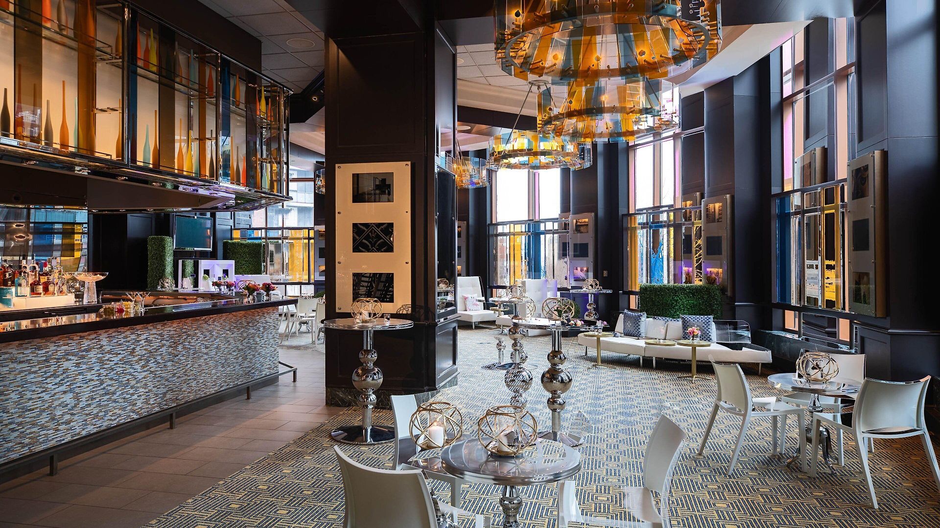 Hotel Sheraton Grand Riverwalk 4*