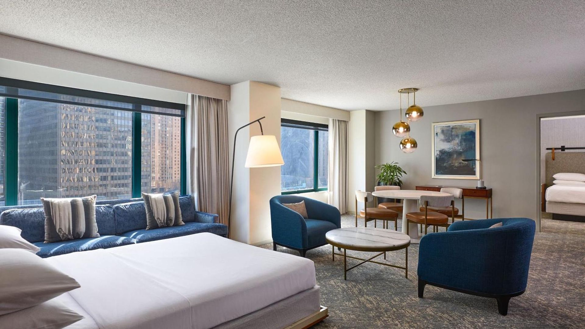 Hotel Sheraton Grand Riverwalk 4*