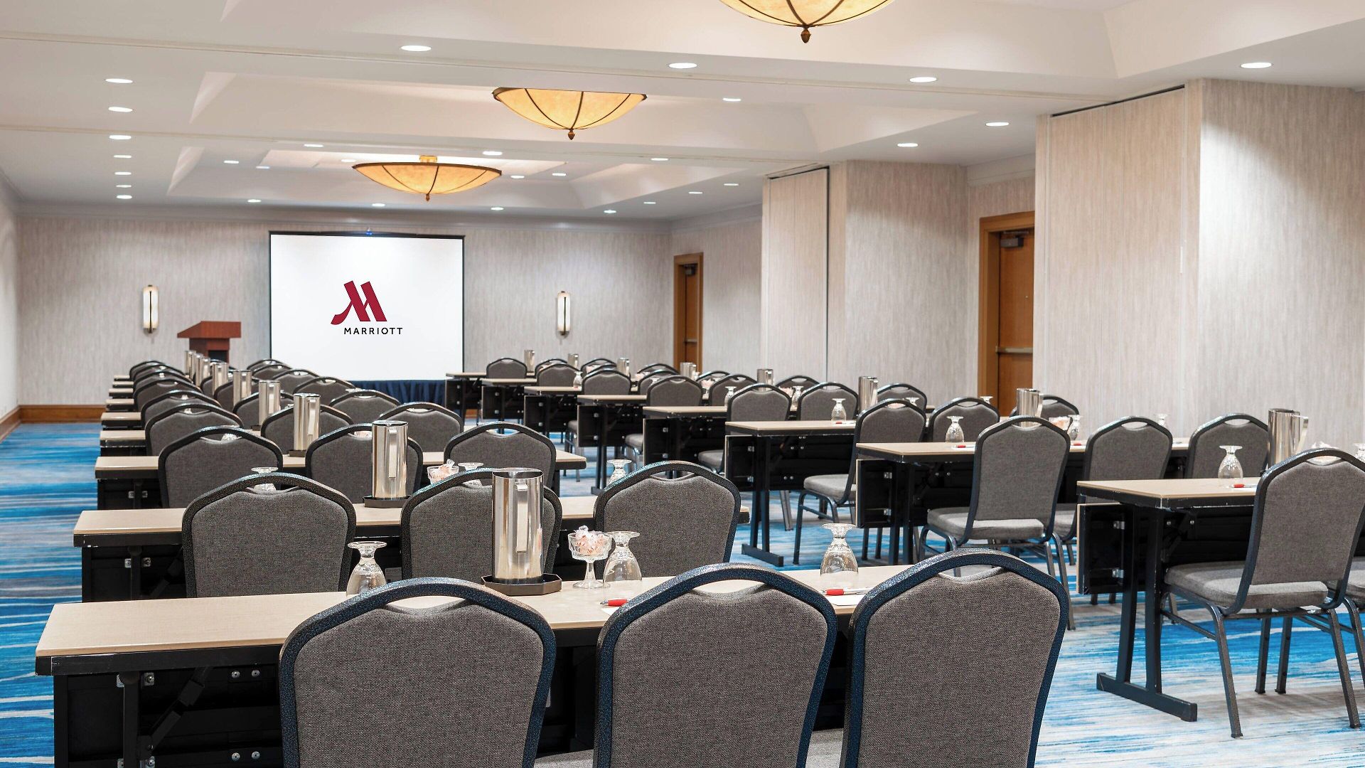 Courtyard By Marriott At Medical District-uic Hotel Chicago