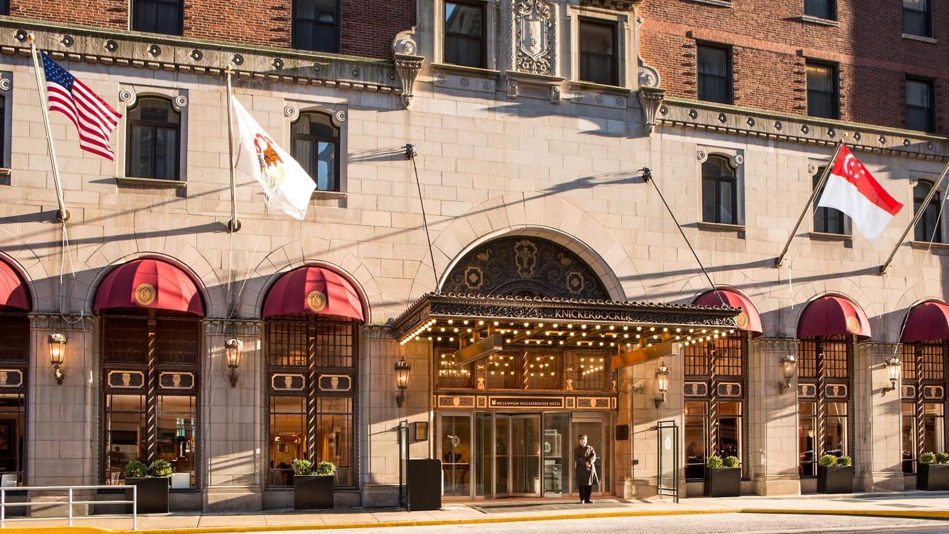 Millennium Knickerbocker Hotel 4*