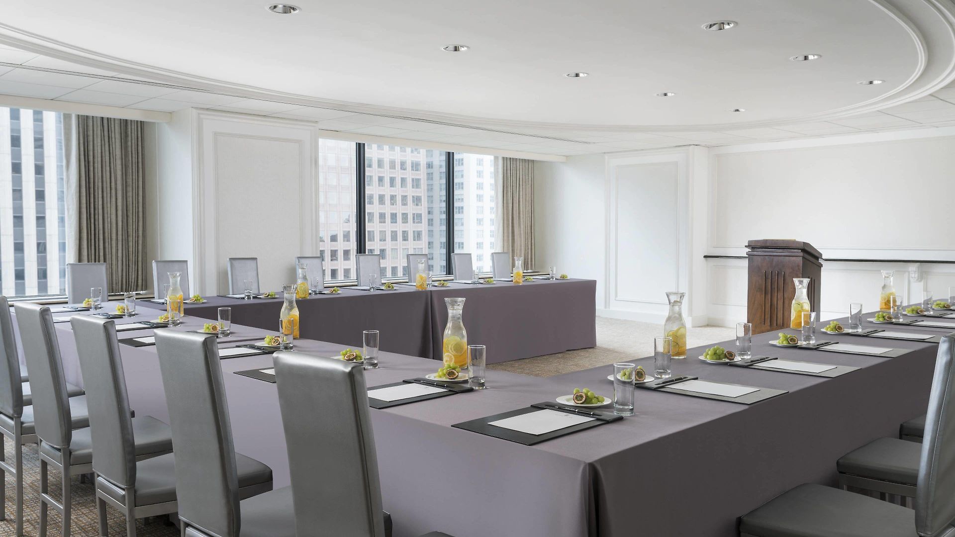 Hotel The Ritz-carlton, 5*