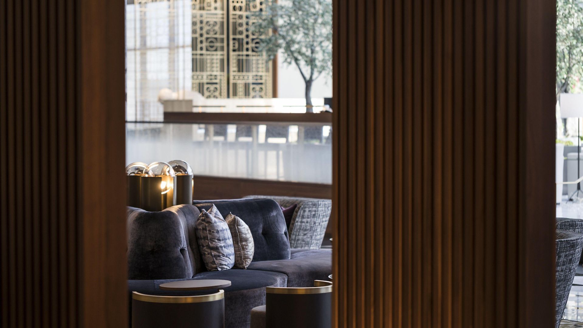 The Ritz-carlton,