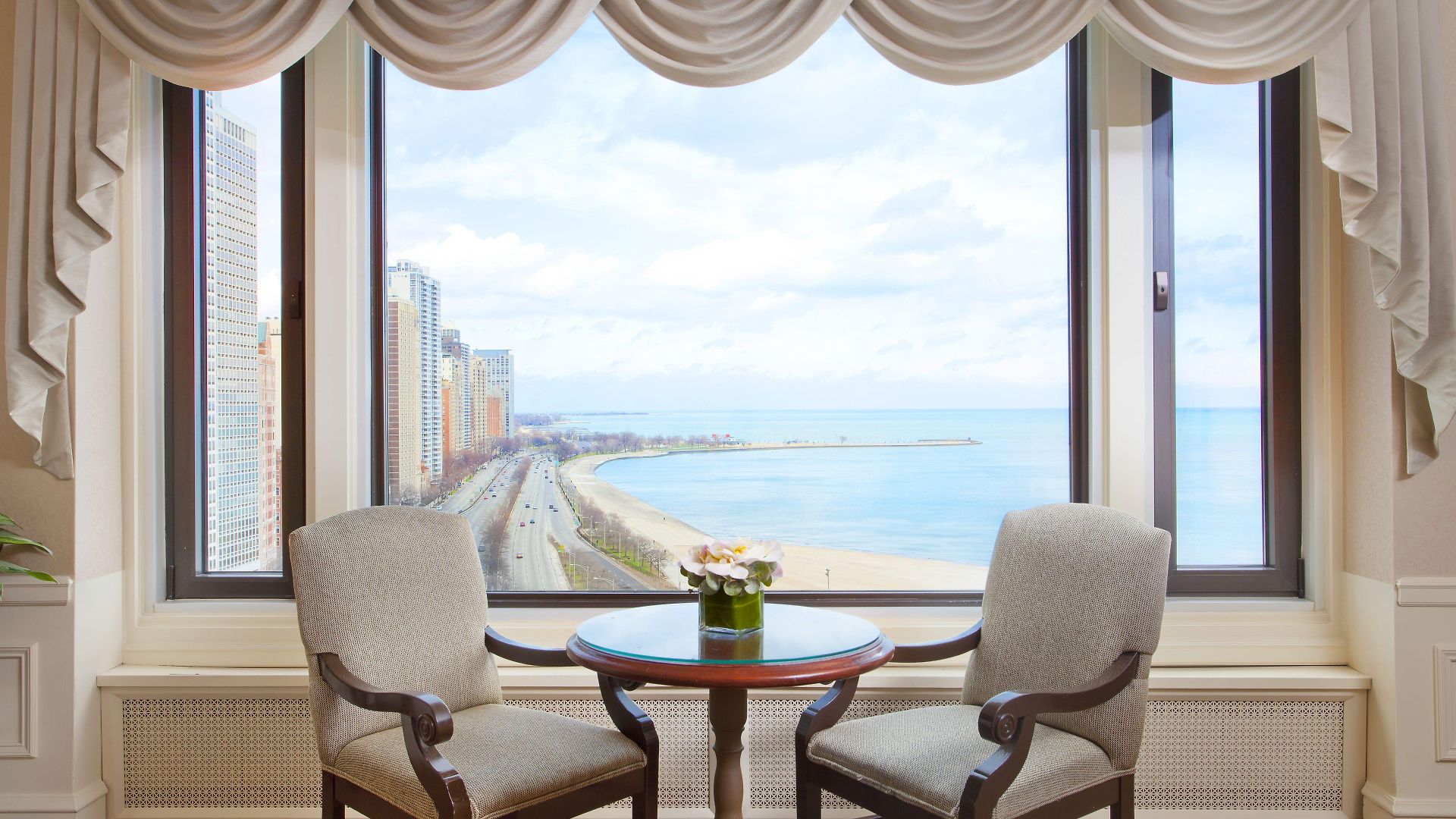 The Drake Hotel 4*