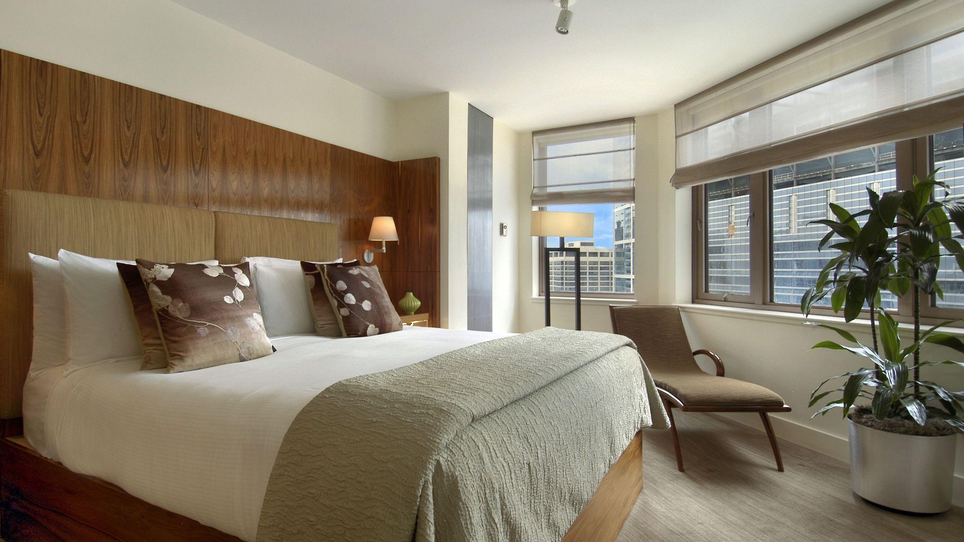 Fairmont Millennium Park Hotel 4*