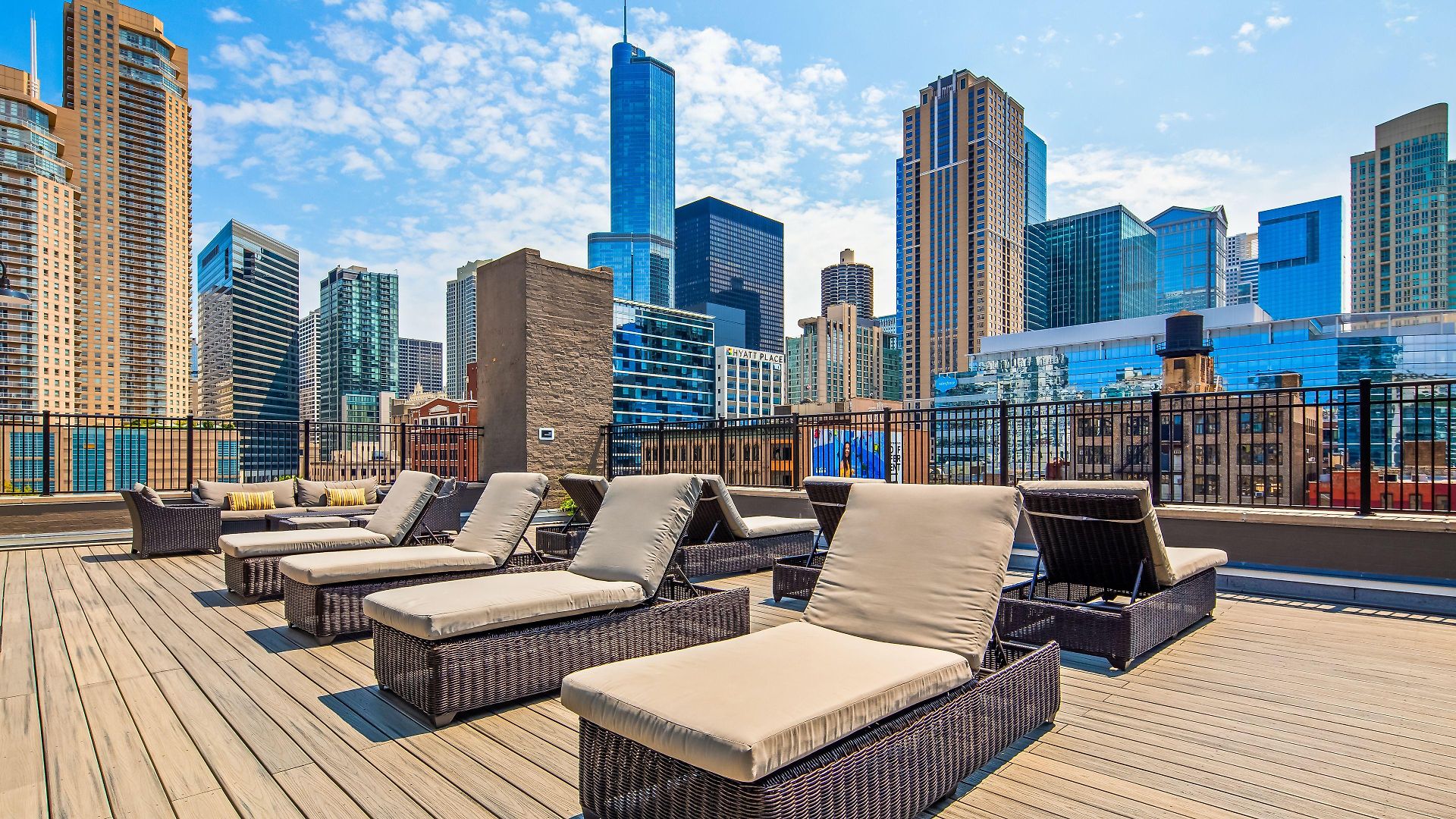 Hotel Western Downtown-river North 3*