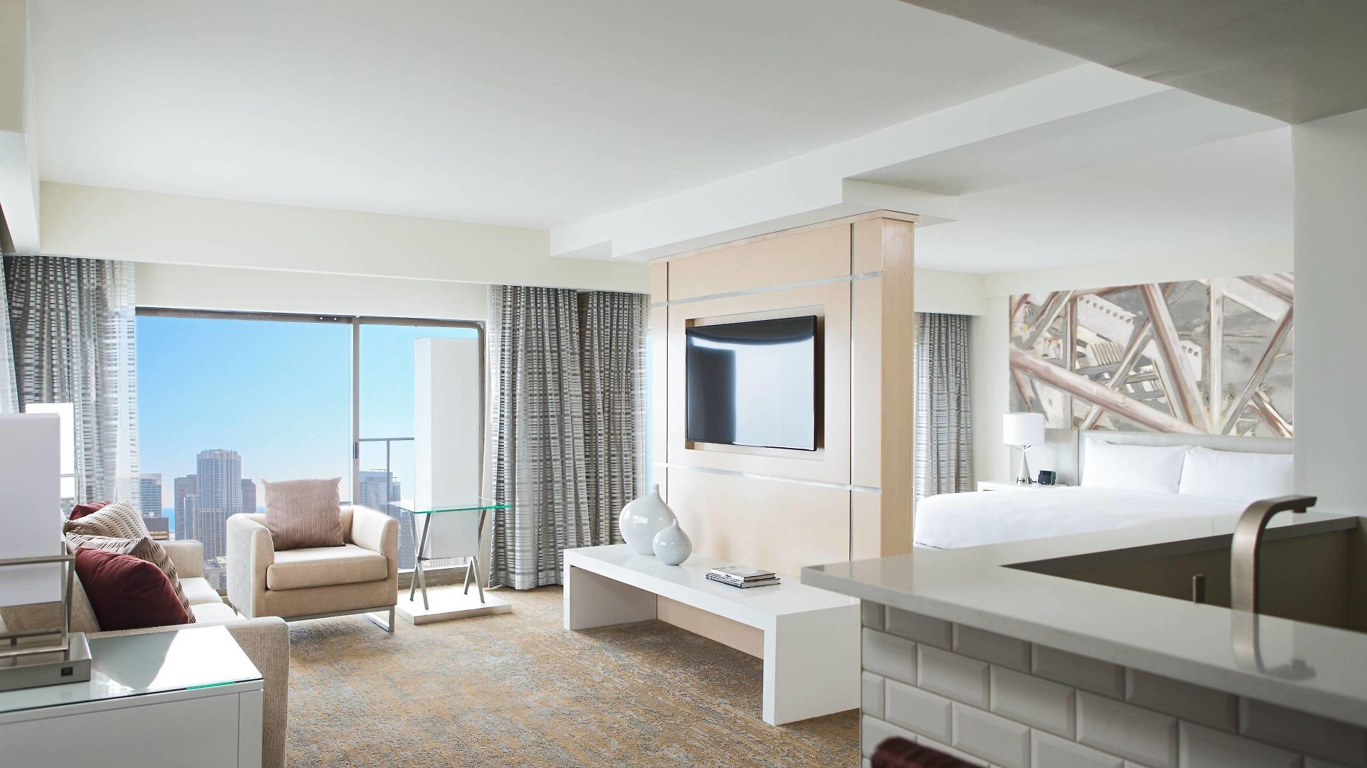 Marriott Downtown Magnificent Mile Hotel