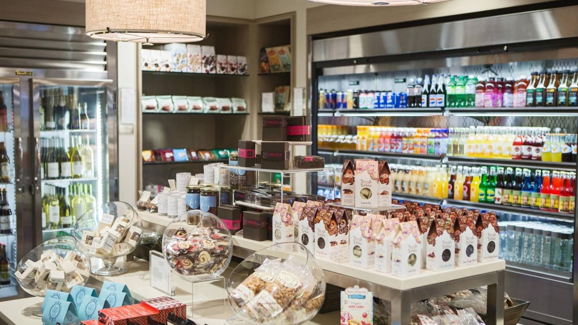 Hotel Marriott Downtown Magnificent Mile 4*