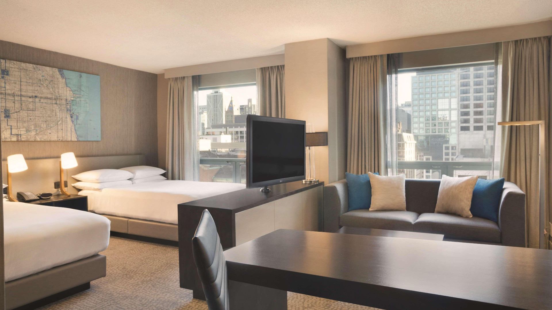 Hilton Magnificent Mile Hotel