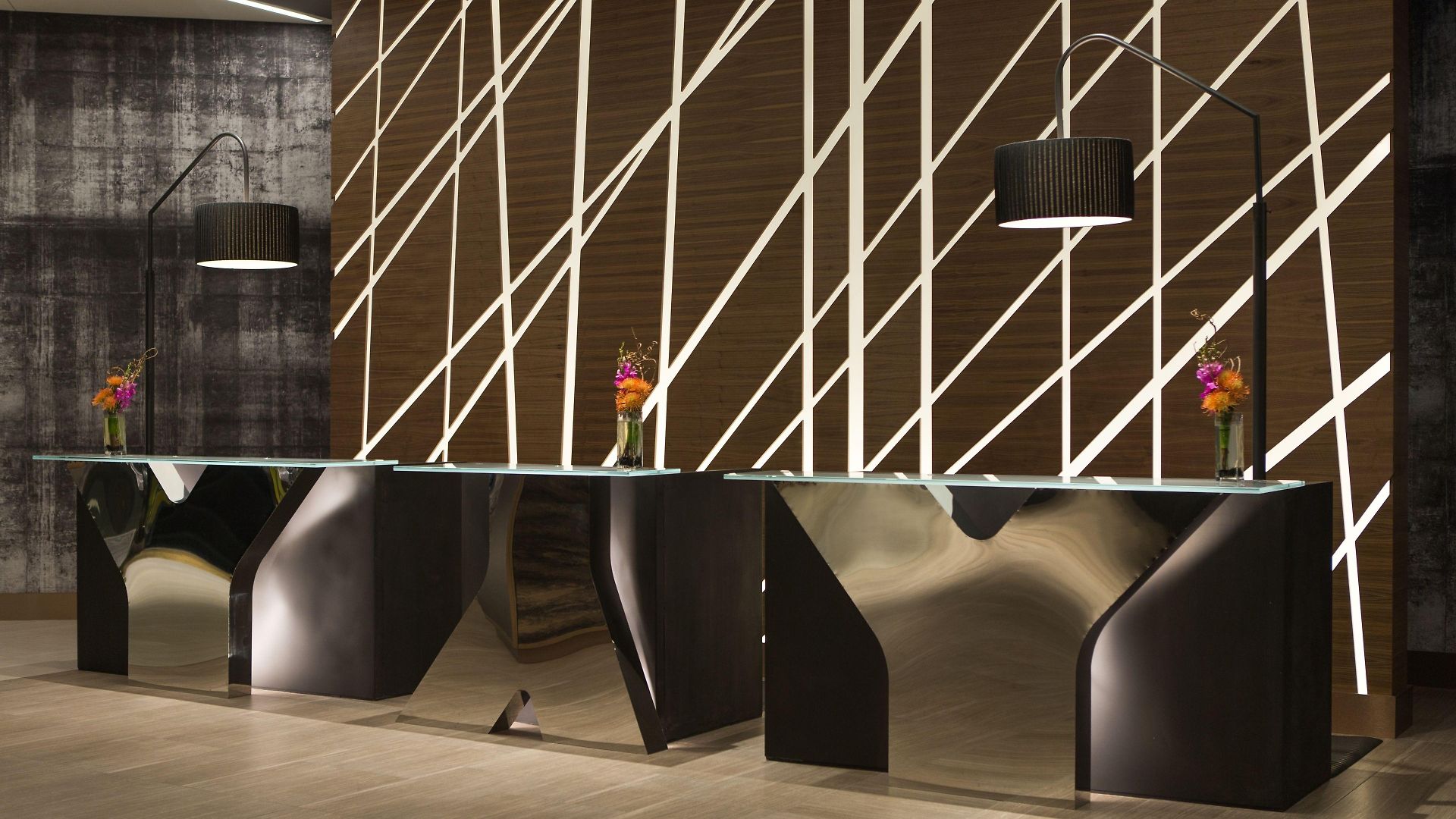 Hotel Renaissance Downtown 4*