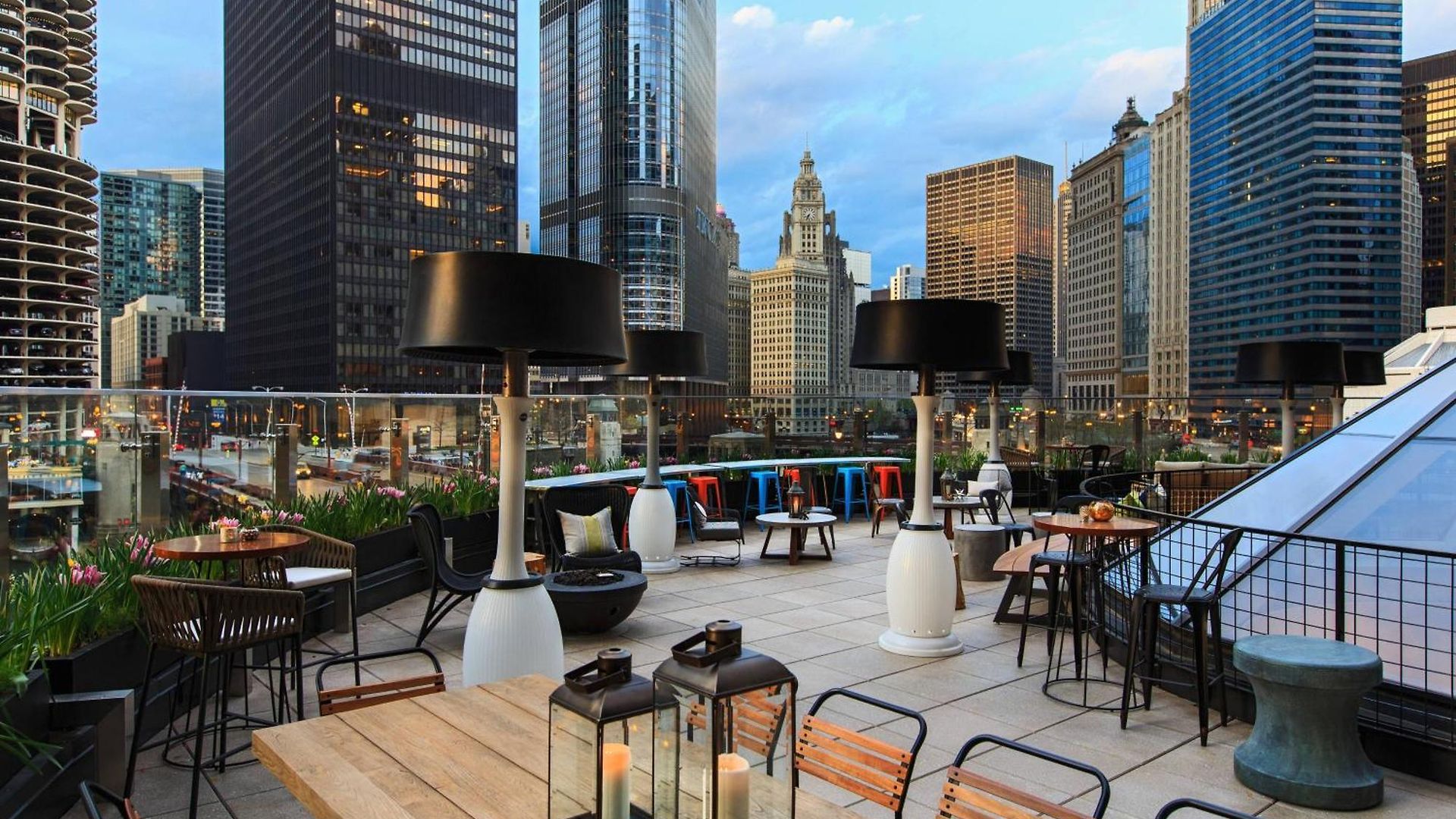 Renaissance Downtown Hotel