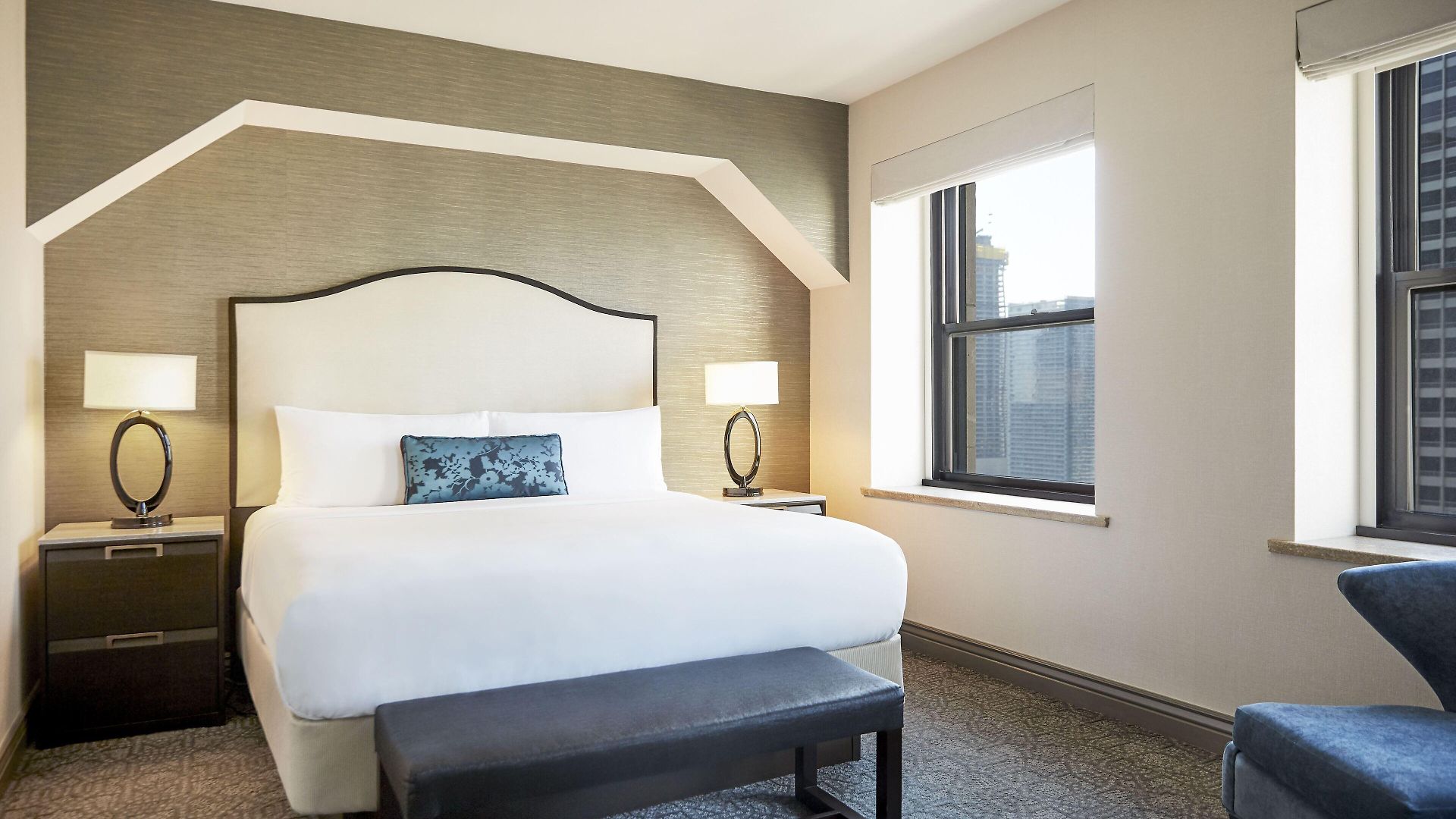 Intercontinental Magnificent Mile By Ihg Hotel Chicago