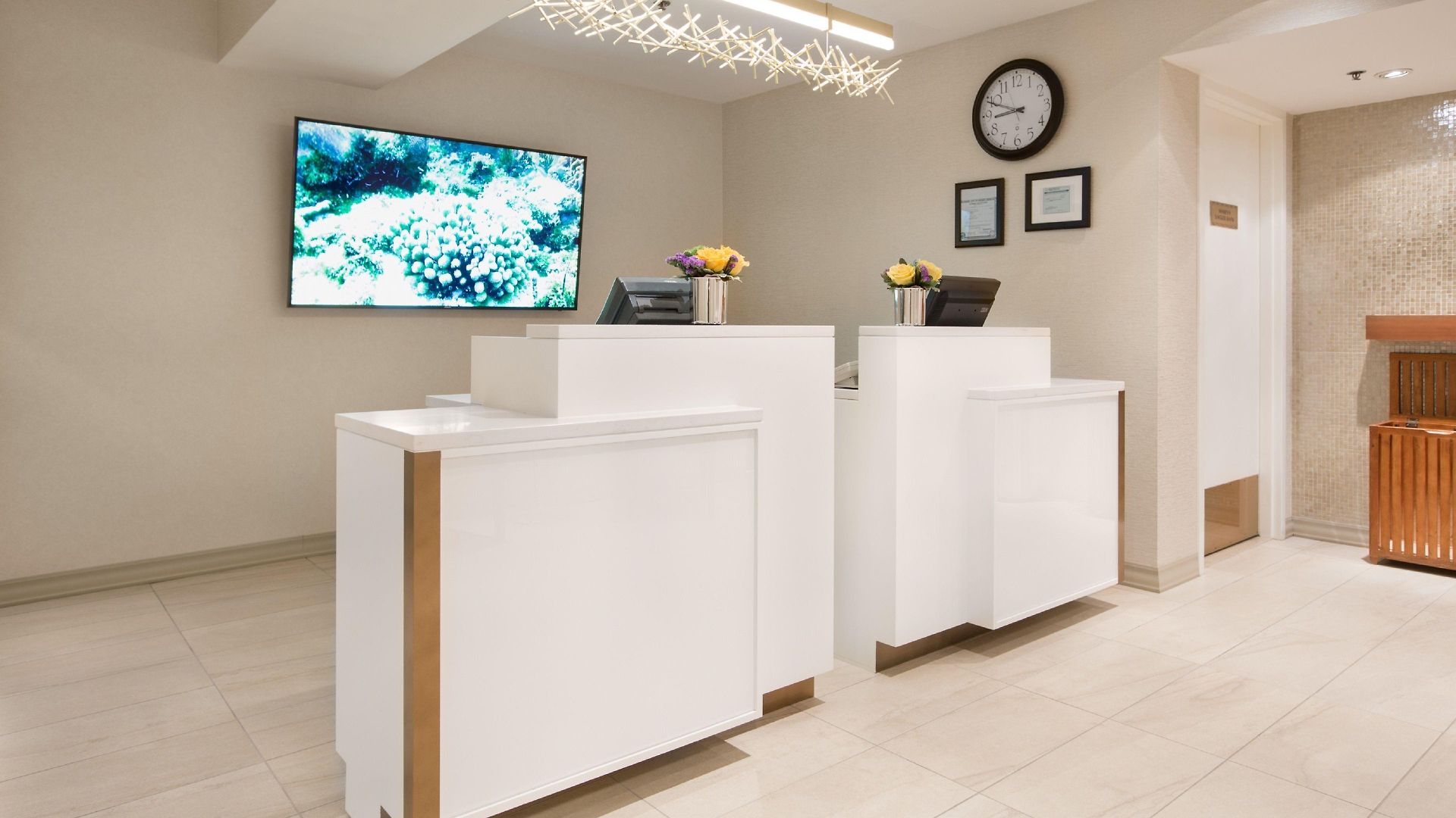 Intercontinental Magnificent Mile By Ihg