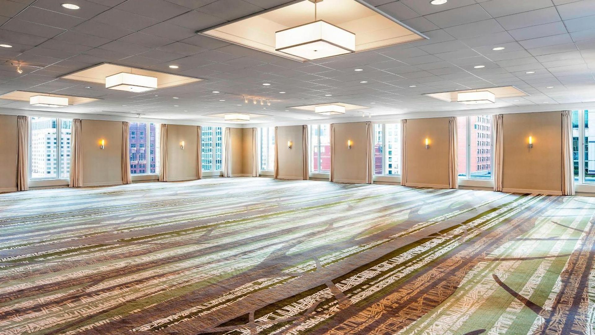 The Westin Michigan Avenue Hotel 4*