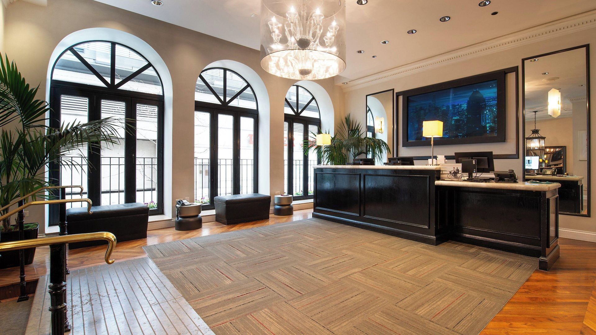 Hotel Express - Magnificent Mile By Ihg Chicago