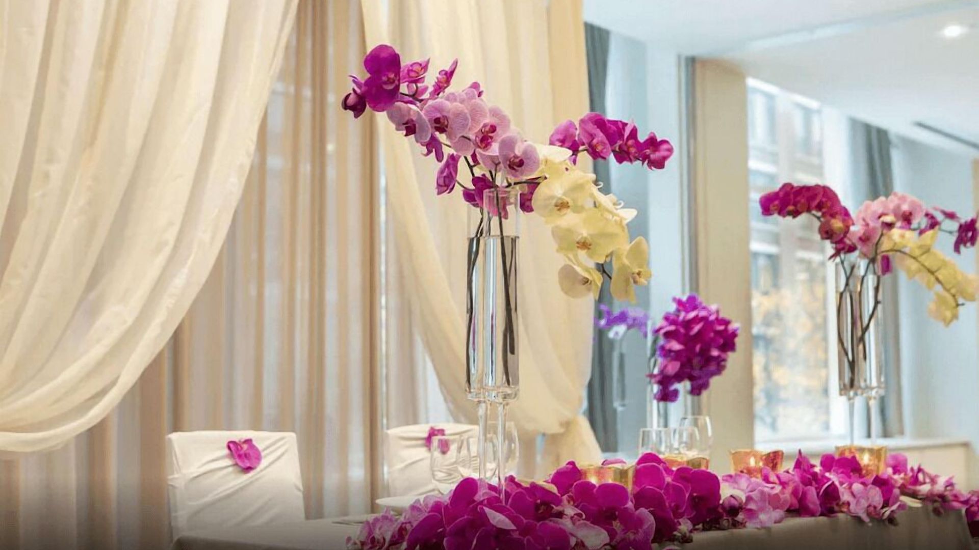 The Collection Magnificent Mile Hotel