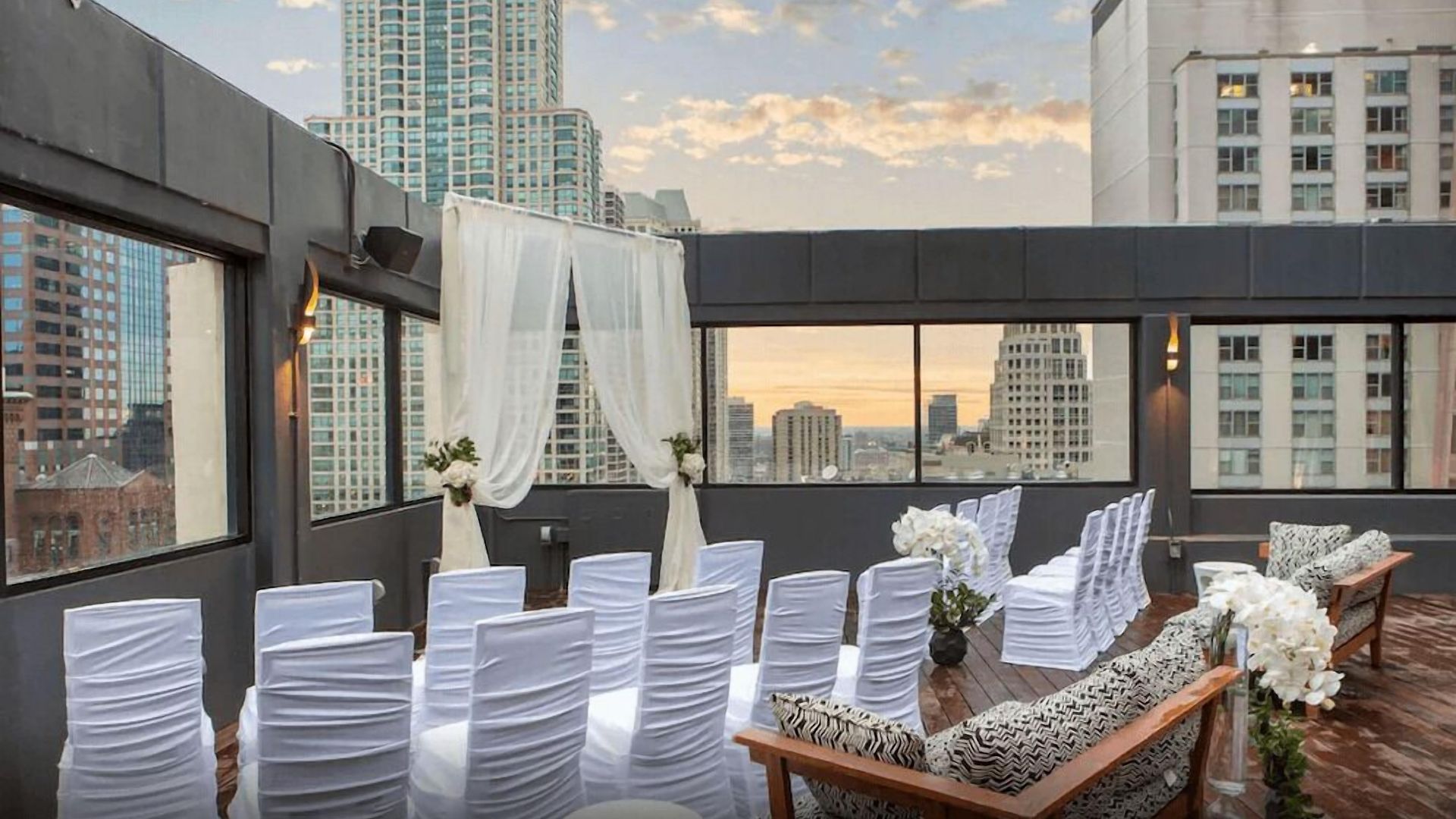 The Collection Magnificent Mile Hotel