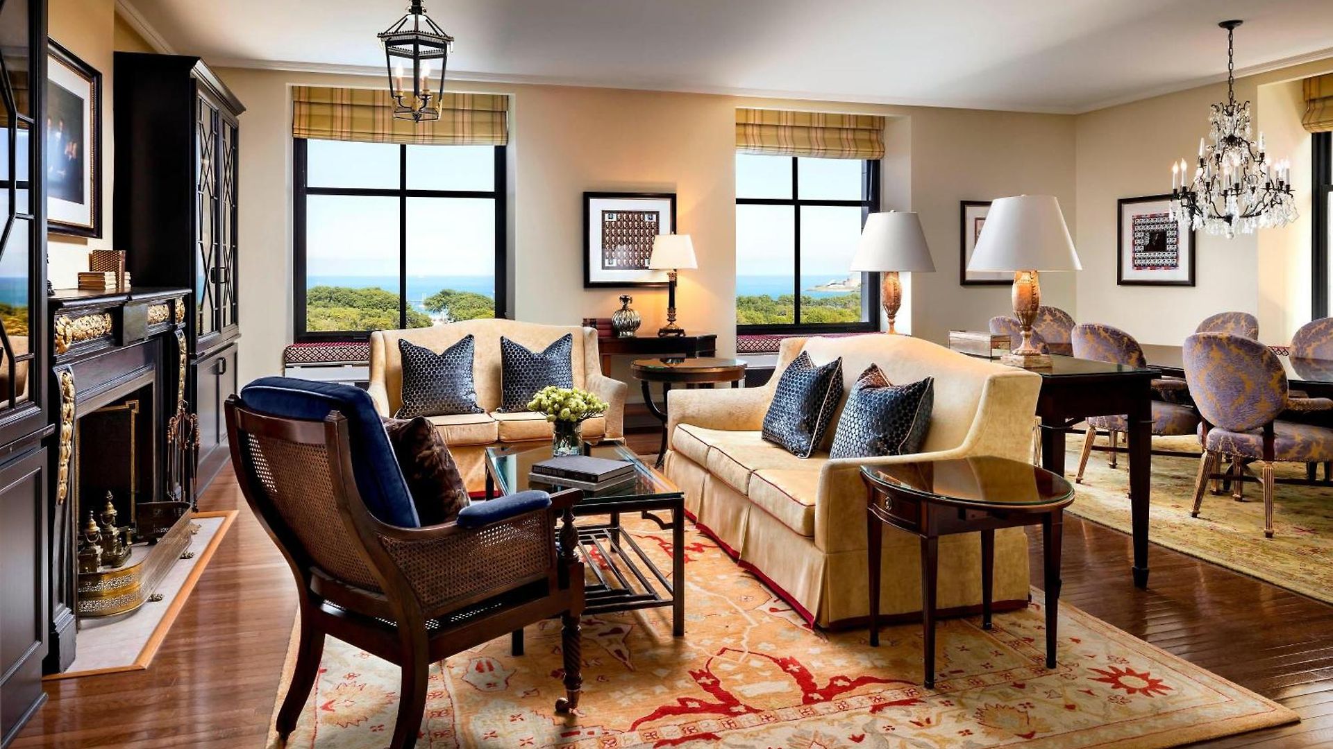 The Blackstone, Autograph Collection 4*