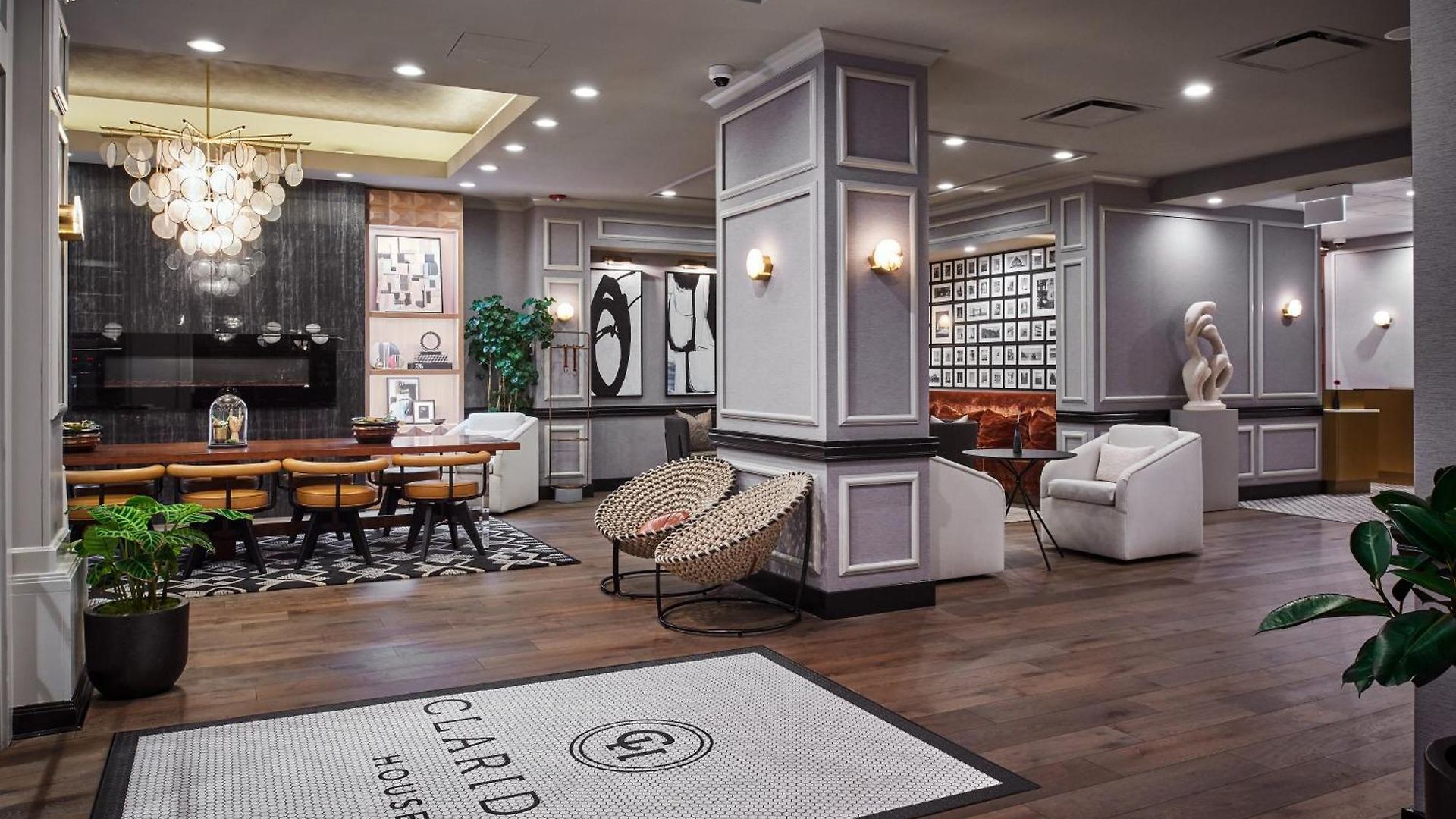 Claridge House Chicago, Tapestry Collection By Hilton 4* Chicago