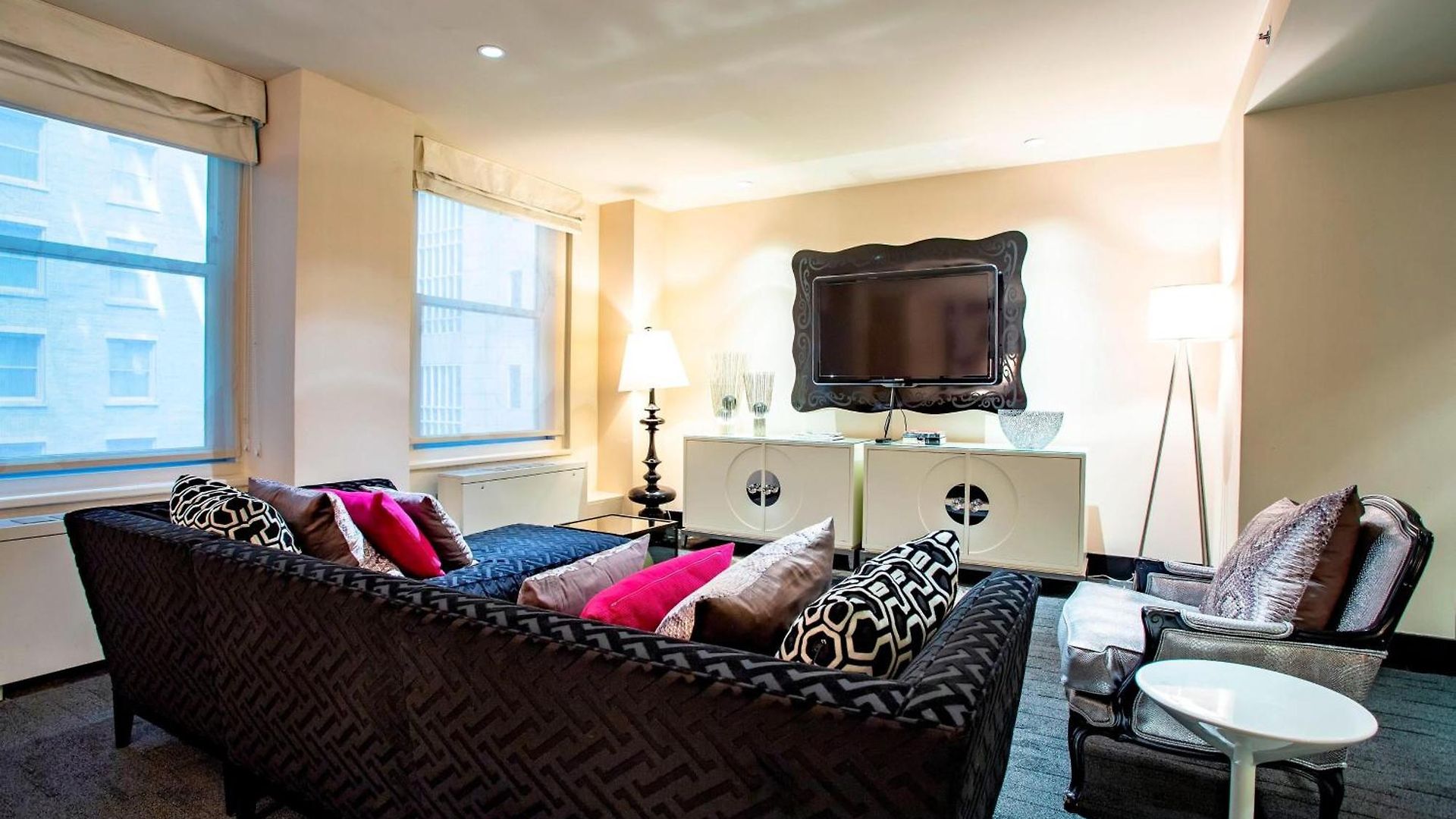 The Midland Hotel, Chicago, A Tribute Portfolio 4*