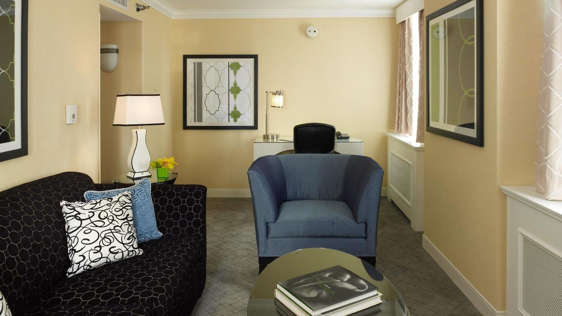 Warwick Allerton Hotel 4*
