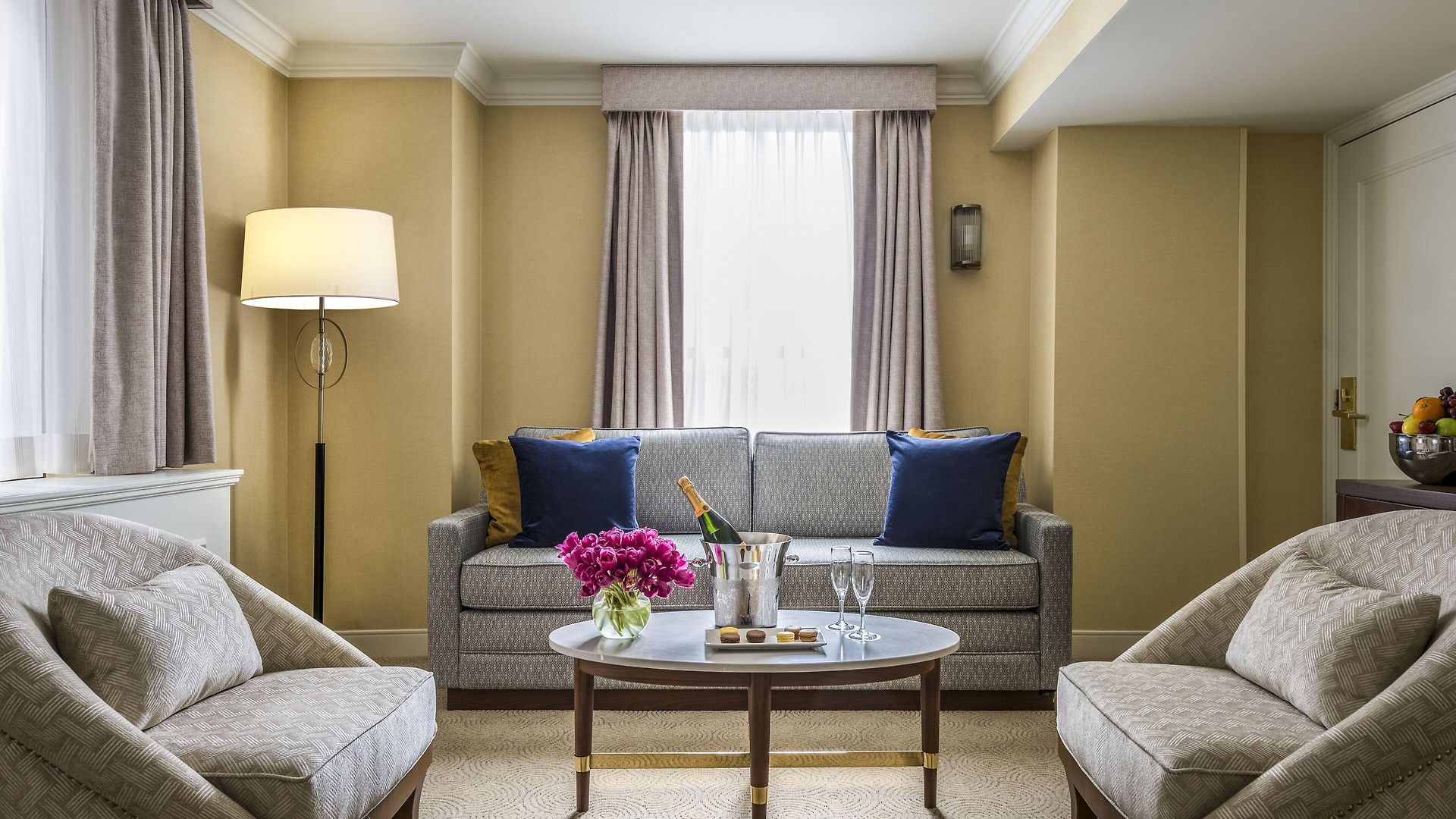Warwick Allerton Hotel