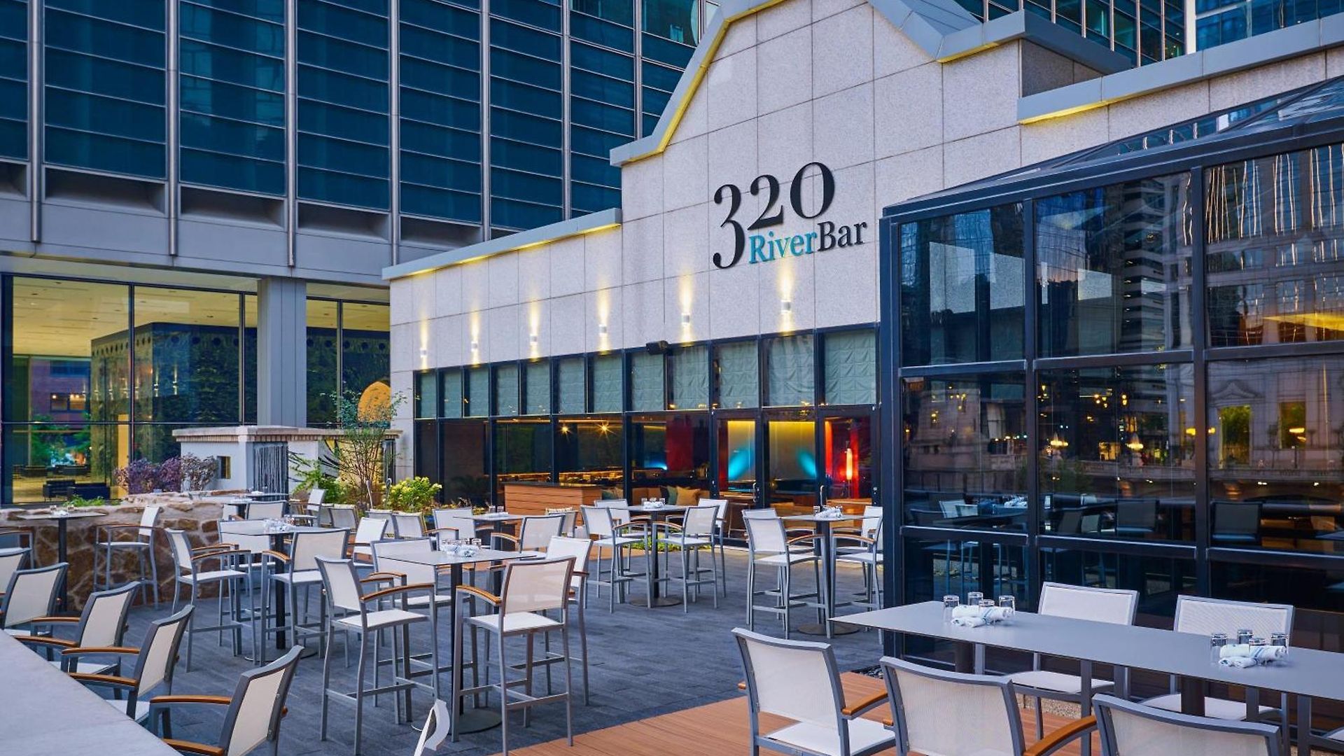 The Westin River North Hotel 4*