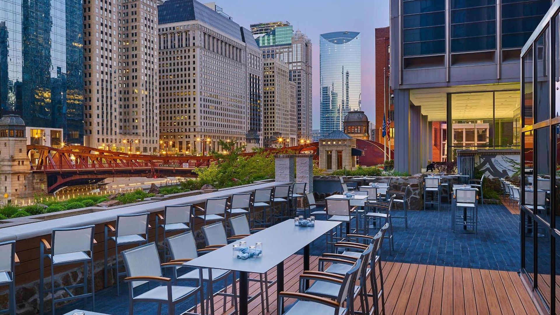 The Westin River North 4*