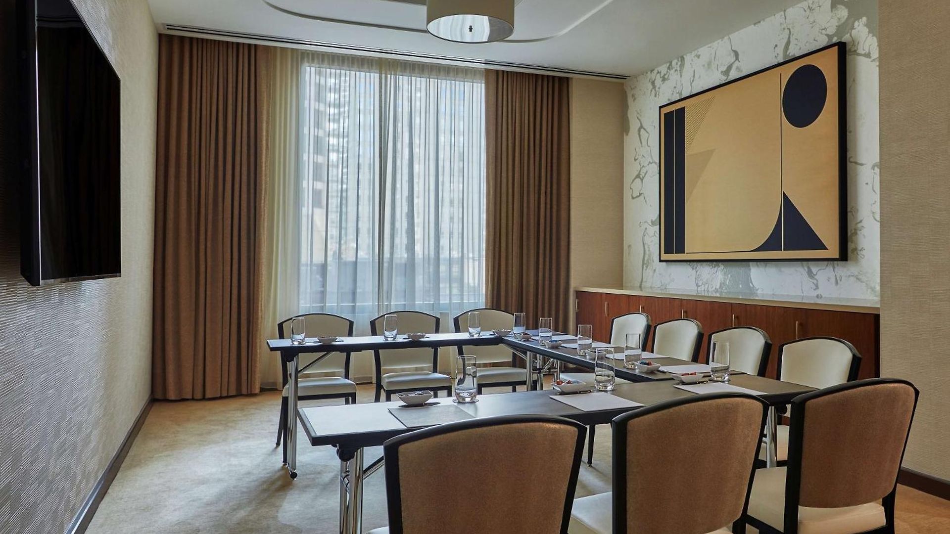 Viceroy 5* Chicago