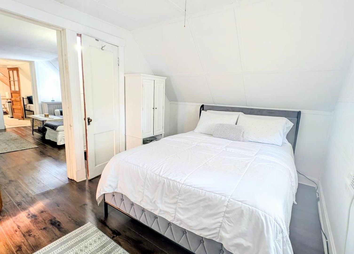 The Avondale Attic Apartment Chicago