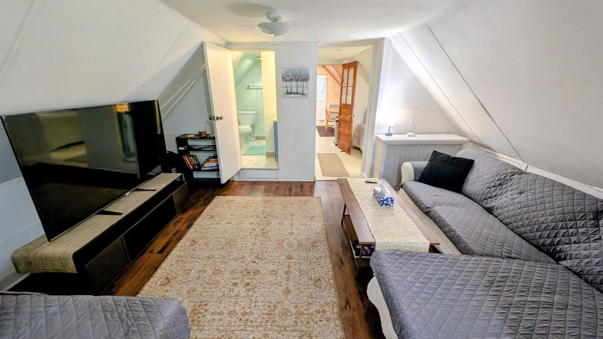 The Avondale Attic Apartment *