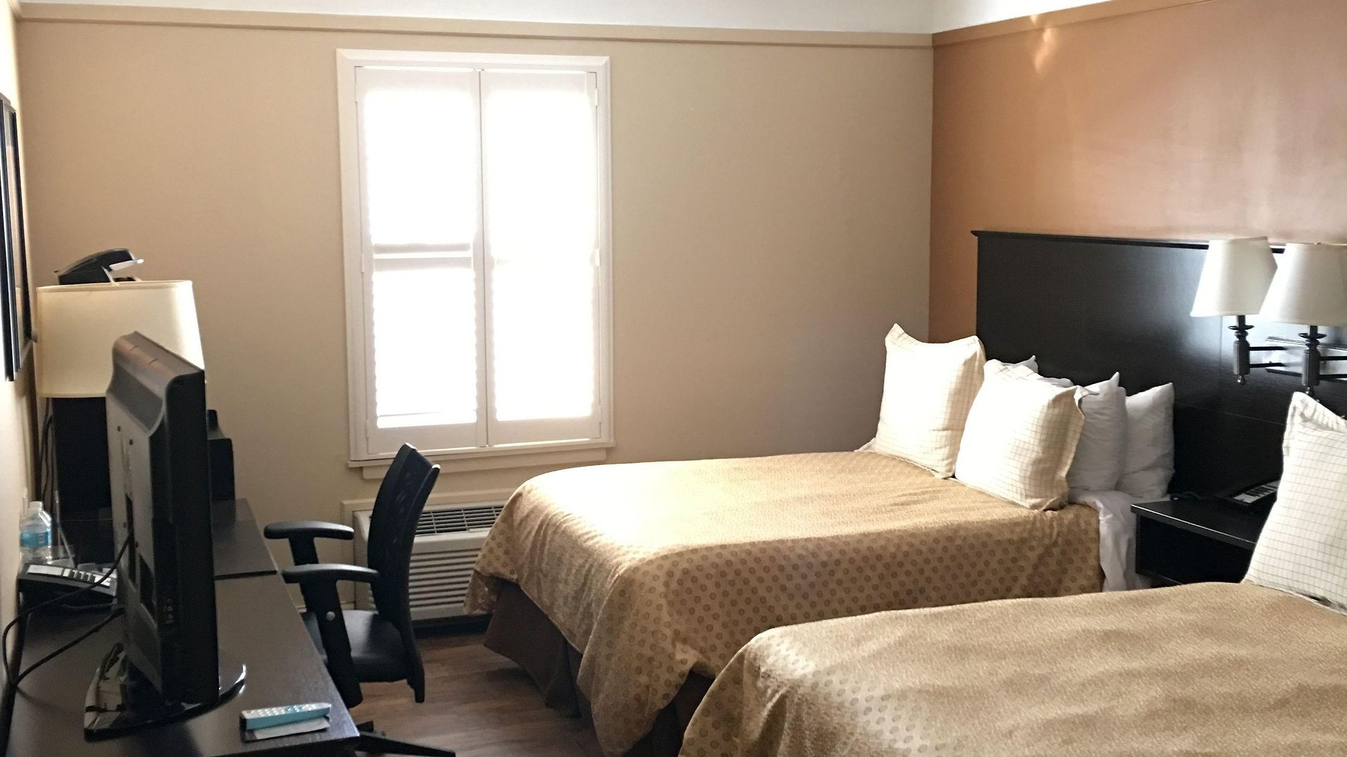 Western Hawthorne Terrace Hotel Chicago